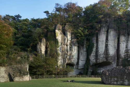 大谷の奇岩群(御止山）