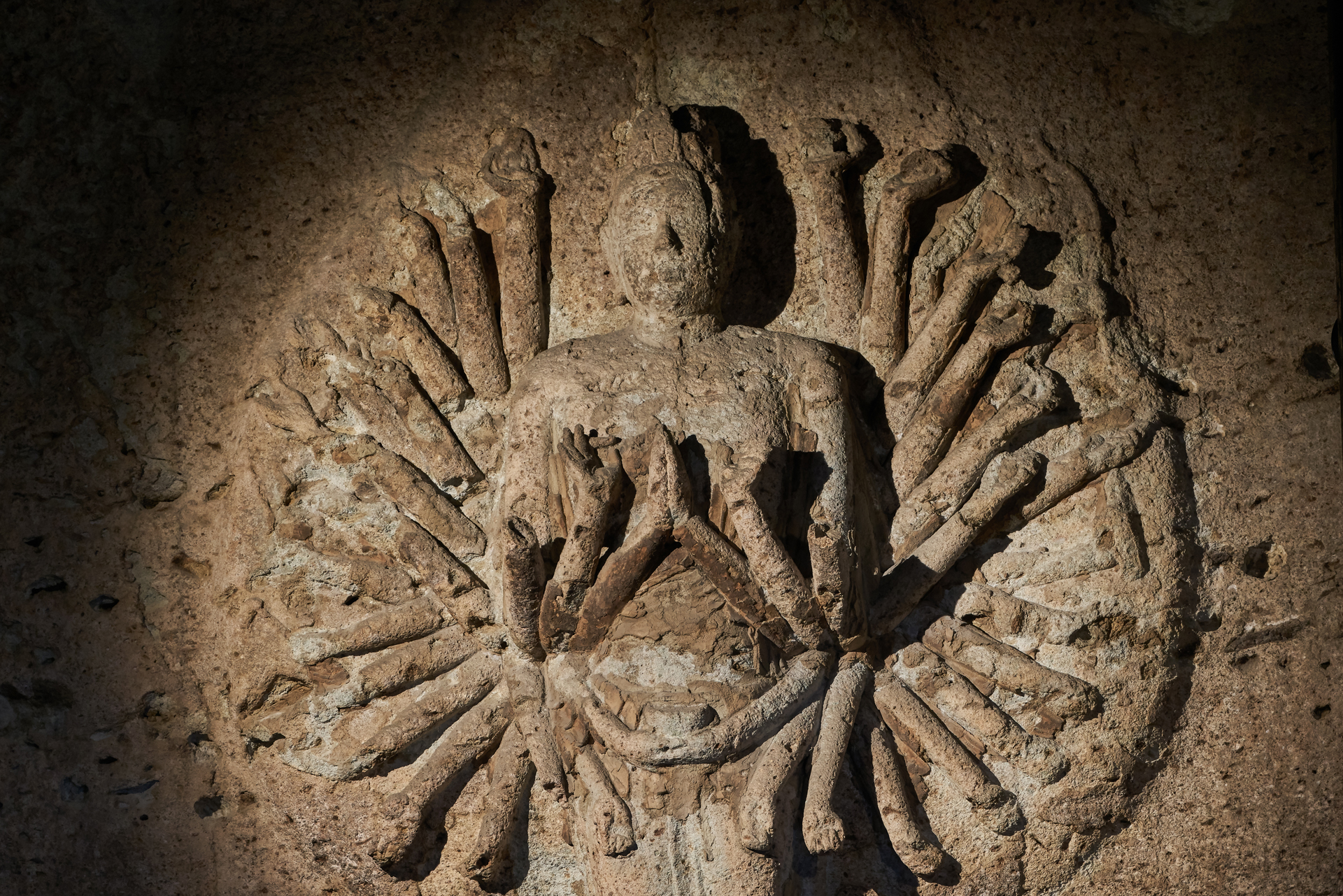 Oya Magaibutsu (carved Buddha images on a rock face)