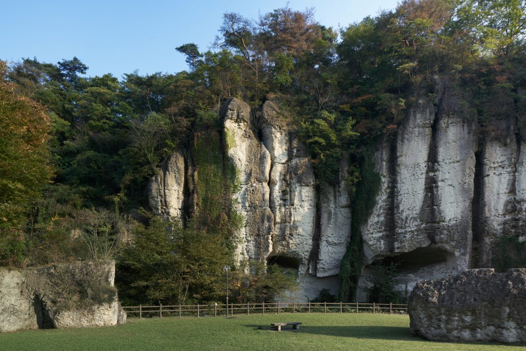 Oddly-shaped rocks of Oya (Otomeyama Mountain)