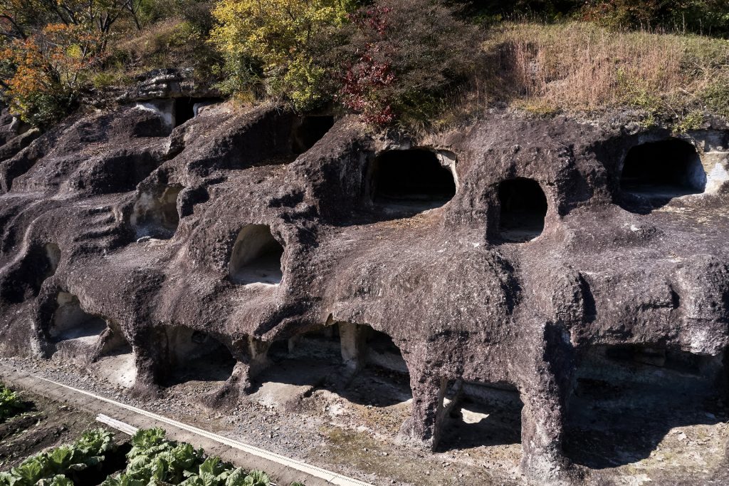 Nagaoka Hyakuana Burial Mound